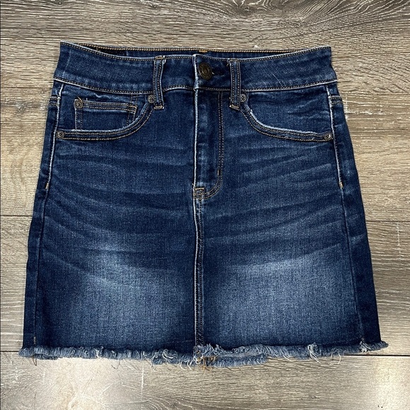 American Eagle Outfitters Dresses & Skirts - American Eagle Denim Hi-Rise Mini Skirt Next Level Stretch Size 2